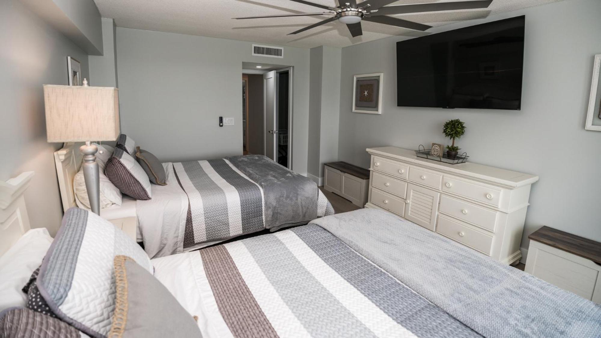 New Rental - 3Br 3Ba Corner Beachfront - 2024 Remodel - 3 Pools, Tiki Hut, Gym, Tennis Panama City Beach Exteriér fotografie